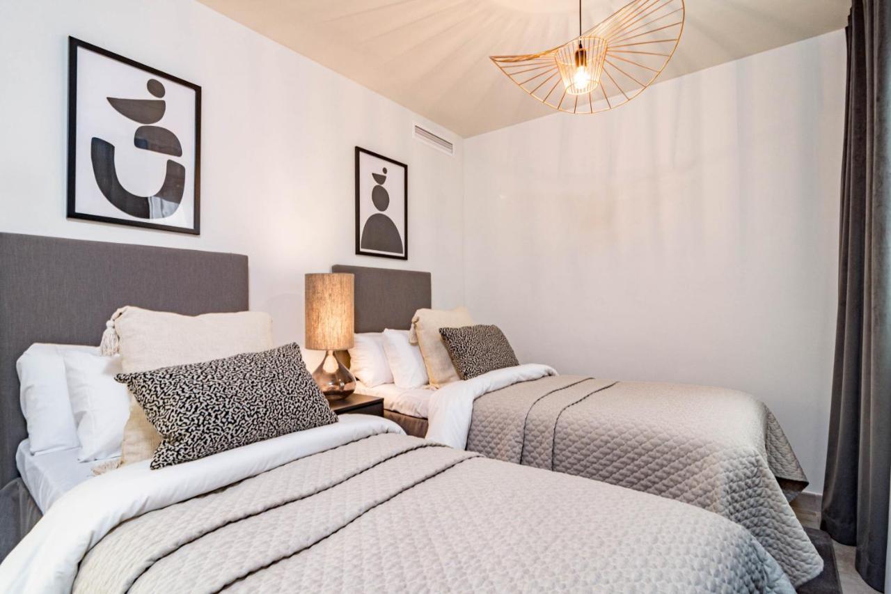Inf32L- Modern City Apartment, Families Only เอสเตโปนา ภายนอก รูปภาพ