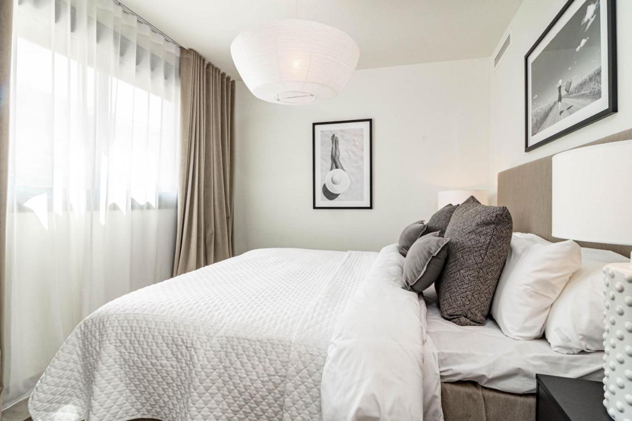Inf32L- Modern City Apartment, Families Only เอสเตโปนา ภายนอก รูปภาพ